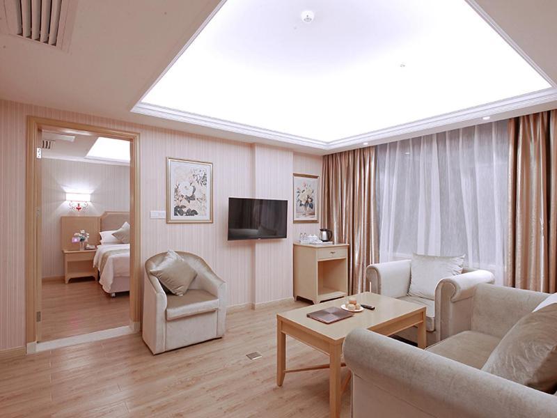 Vienna 3 Best Hotel Baise Zhongshan Road City Central Esterno foto
